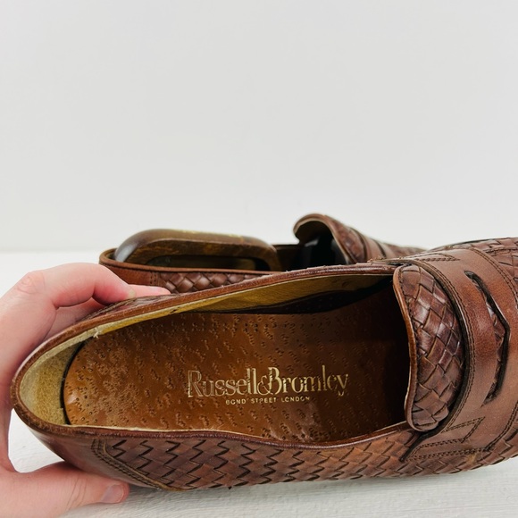 Russell & Bromley Tan Brown Leather Woven Classic Slip On Loafers UK 9 - Picture 10 of 12